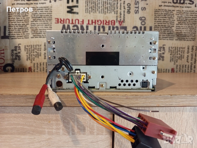 Авто СД/Касетофон"Clarion"ADZ62BR, снимка 4 - Аксесоари и консумативи - 51794265