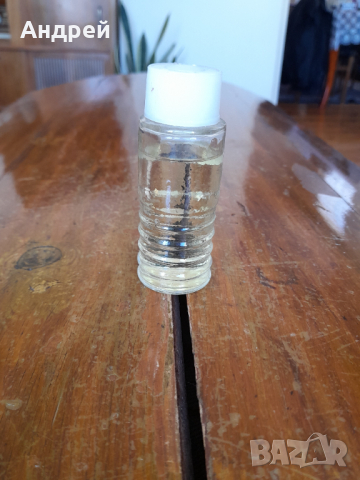 Стар одеколон Cristal, снимка 3 - Други ценни предмети - 36423614