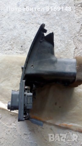 Въздуховод с бутон за ярка задна светлина за БМВ Е36 3-та серия, снимка 2 - Части - 34025500