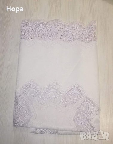 Каре за маса с Брюкселска дантела , снимка 3 - Покривки за маси - 37072979