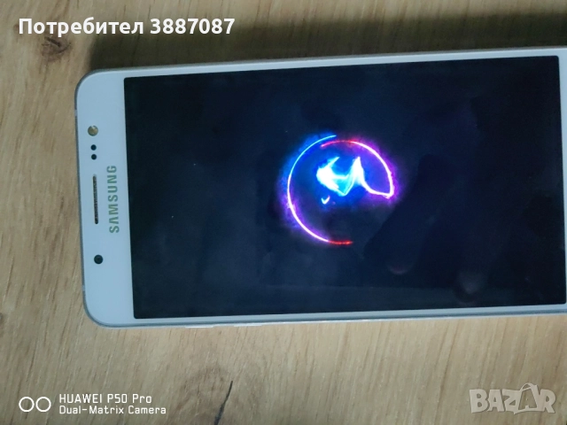 Продавам Samsung Galaxy J5 2016