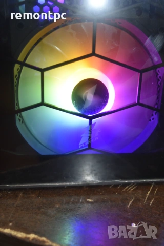 Геймърски компютър I5 6500 RX580 SSD 8 GB DDR4 светеща кутия, снимка 4 - Геймърски - 53723841