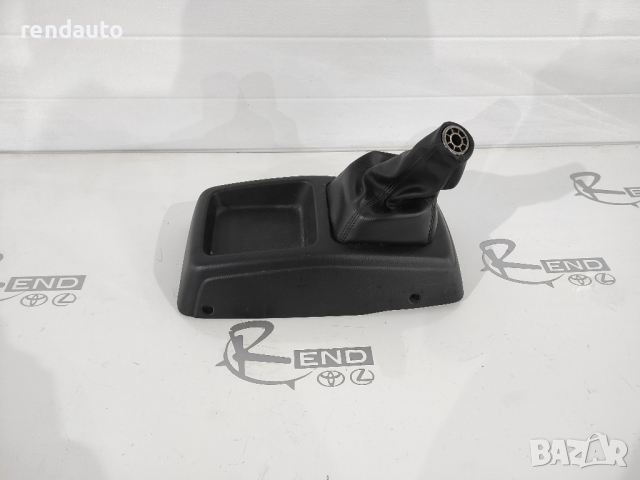 Маншон за скоростен лост с конзола Toyota Avensis Verso 2001-2009 58842-44010