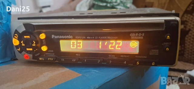 Продавам радио Panasonic RDP212N