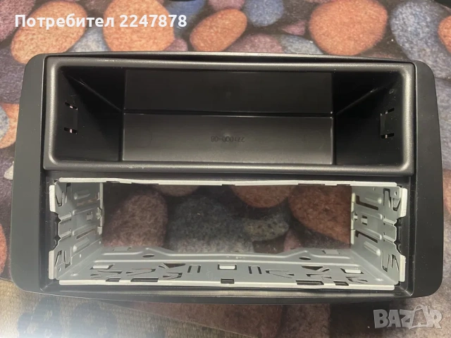 Адапторна рамка и CD player Pioneer за Mercedes W203 преди фейс, снимка 2 - Аксесоари и консумативи - 53304909