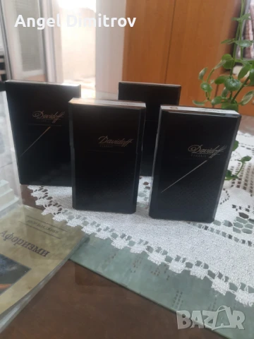 Продавам метални кутий Davidiof за цигари, снимка 2 - Други ценни предмети - 51264489