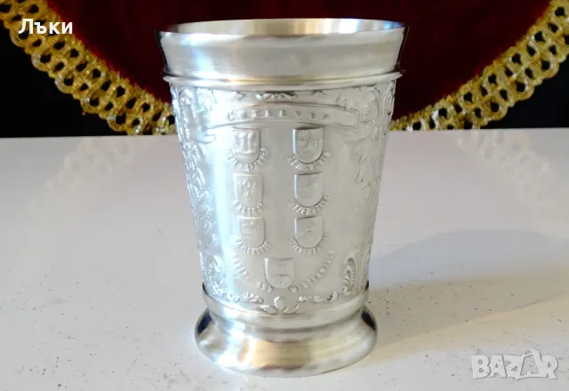 Чаша от калай,шот,немски гербове. , снимка 2 - Антикварни и старинни предмети - 48042443