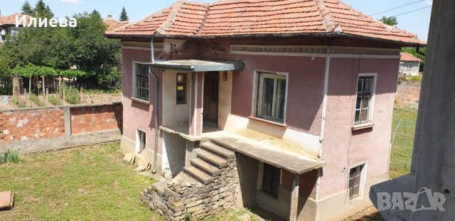 Масивна тухлена къща, снимка 10 - Къщи - 53738379