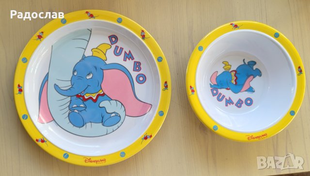 Продавам 2 детски чинийки и чашка от Дисниленд Париж  оригинални , снимка 1