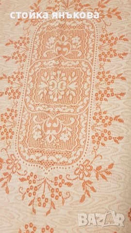 Продавам бяла дантелена покривка за маса., снимка 5 - Покривки за маси - 41846839