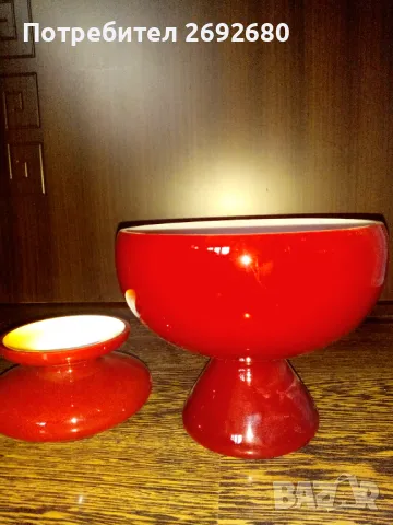 Комплект червени кристални вази от 80-те години , снимка 4 - Антикварни и старинни предмети - 48673341