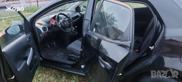 мазда 2 , снимка 9 - Автомобили и джипове - 51855841