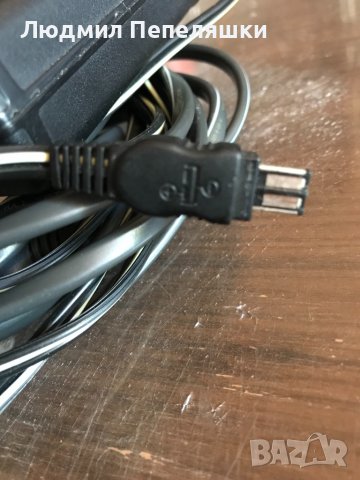 Зарядно за видеокамера Sony AC-L15A, снимка 2 - Батерии, зарядни - 41971780