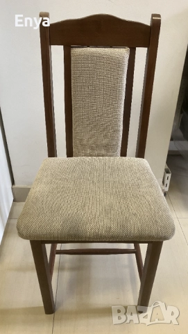 Трапезен стол с тапицерия