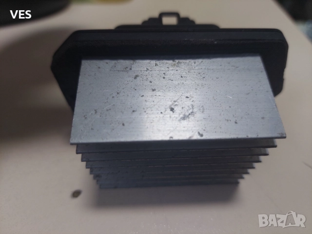 Резистор Митсубиши Грандис, снимка 3 - Автомобили и джипове - 51972018