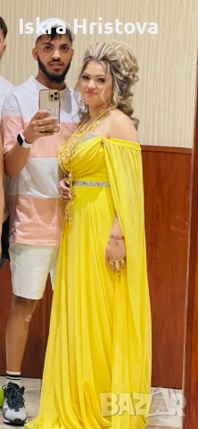 Продават се , снимка 3 - Рокли - 53760007