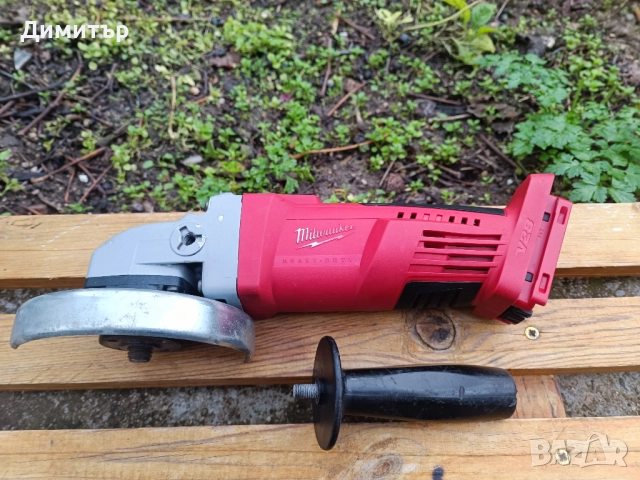 Milwaukee V28 AG тяло на акумулаторен ъглошлайф 28V