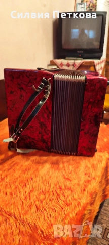 Немски акордеон "WELTMEISTER " - 60 баса, снимка 7 - Акордеони - 53010857