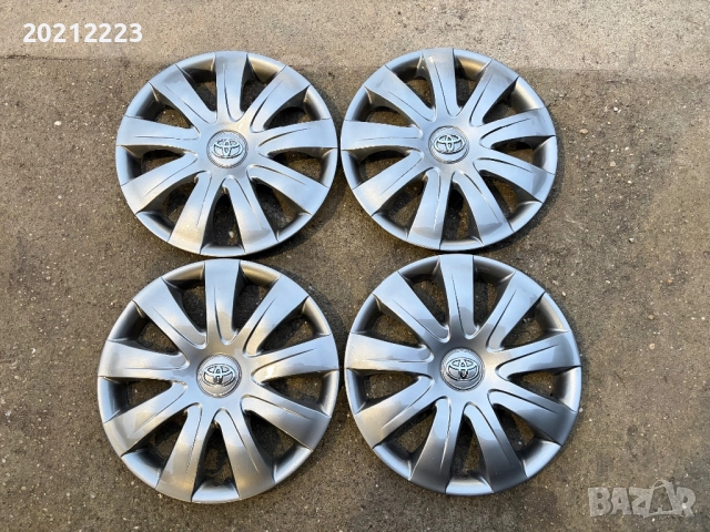 4 броя оригинални тасове за Toyota Yaris 15, снимка 3 - Аксесоари и консумативи - 52815553