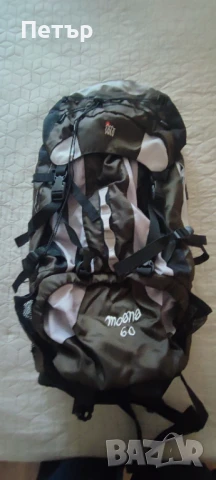 Продавам раница 60л.