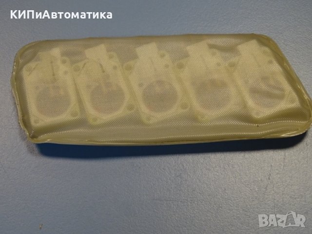 микро-изключвател VEB Robotron Auerbach microswitch C2 4A 220VAC, снимка 7 - Резервни части за машини - 42539331