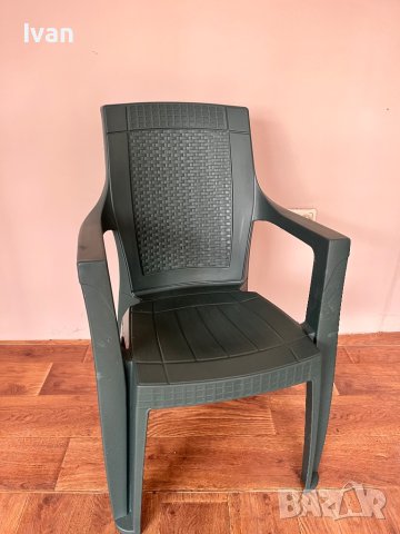 Пластмасов стол Gold , снимка 2 - Столове - 40958922