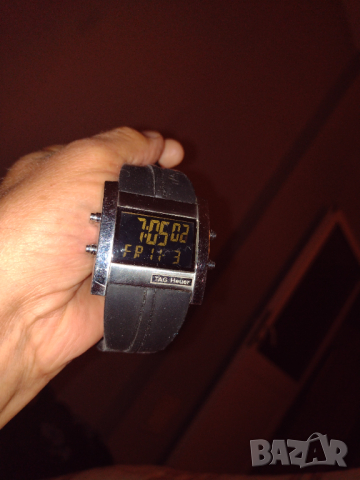 Продавам часовник TAG HEUER, снимка 3 - Мъжки - 44725972