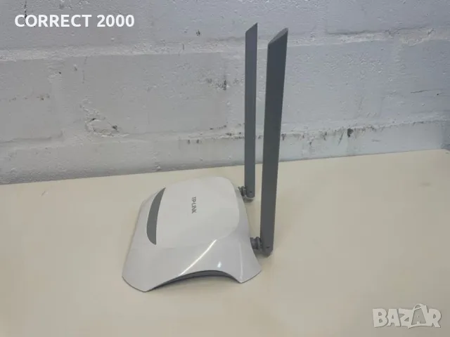 Безжичен рутер до 300Mbps tp-link TL-WR840N, снимка 2 - Рутери - 47627510