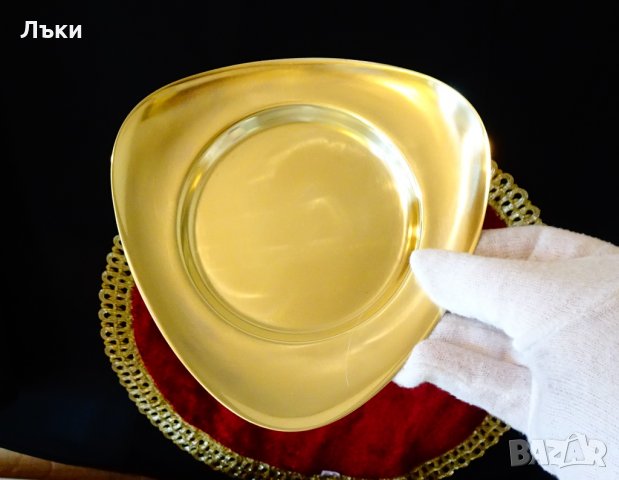 Немска бронзова чиния,триъгълна. , снимка 3 - Антикварни и старинни предмети - 36023873