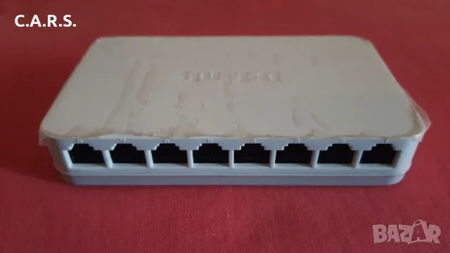 Гигабитов Суич D-Link GO-SW-8G 10/100/1000 8-Port , снимка 3 - Суичове - 55960459