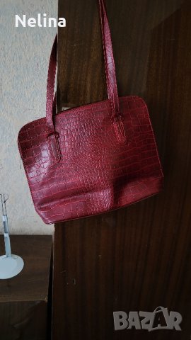 Продавам дамска чанта естествена кожа , снимка 5 - Чанти - 42205124