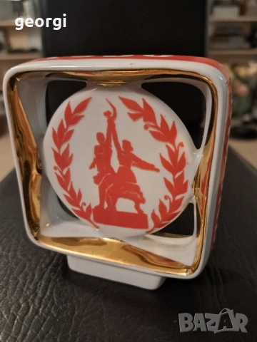 Руска порцеланова фигура Олимпиада 1980г. Москва , снимка 5 - Декорация за дома - 52832661