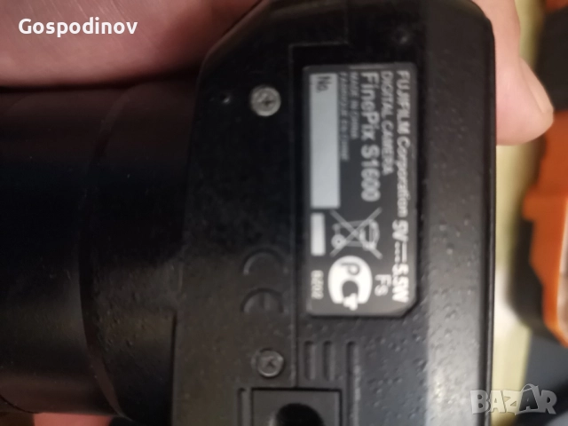 Фотоапарат Fuji film Fine pix S 1600, снимка 9 - Фотоапарати - 52335728