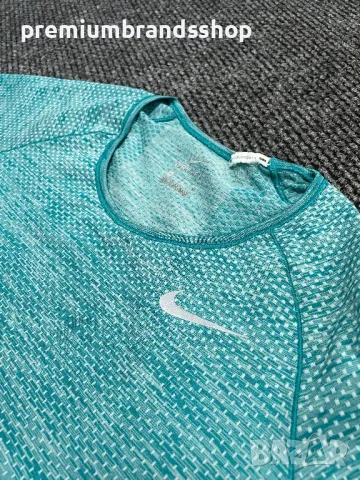 Nike блуза дамска S размер , снимка 2 - Блузи с дълъг ръкав и пуловери - 47696773