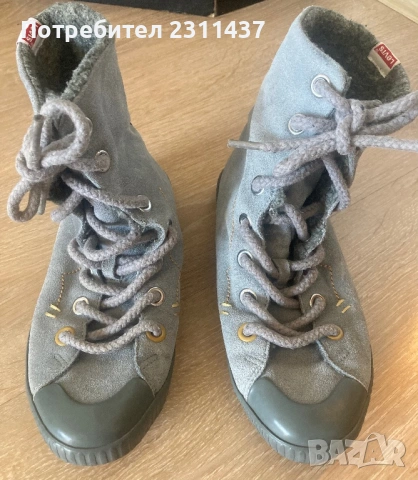 Levi’s естествен набук, снимка 2 - Дамски ежедневни обувки - 53707947