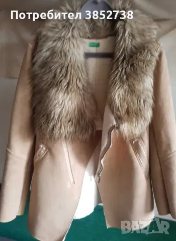 Продавам дамско кожухче Beneton.