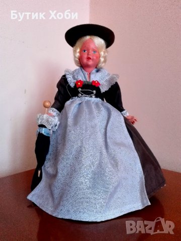 Антикварна колекционерска  кукла 