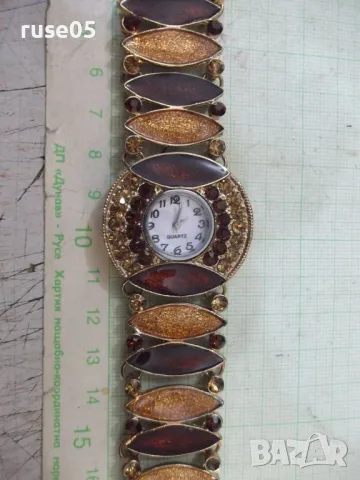 Часовник дамски кварцов работещ, снимка 2 - Дамски - 50366724