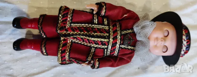 Кукли в национална носия , снимка 3 - Декорация за дома - 47815920