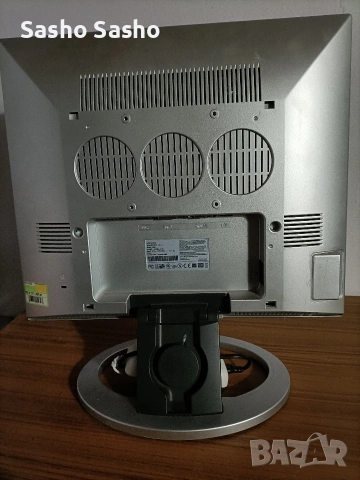 монитор, снимка 3 - Монитори - 53774484