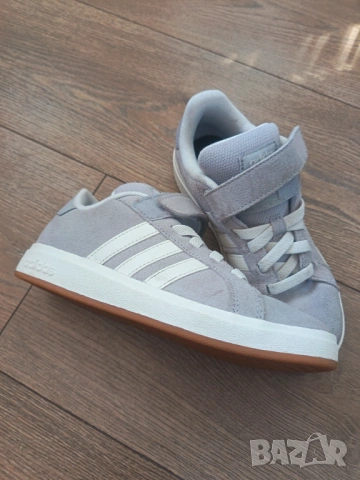 Adidas 33 номер , снимка 2 - Детски маратонки - 53645323