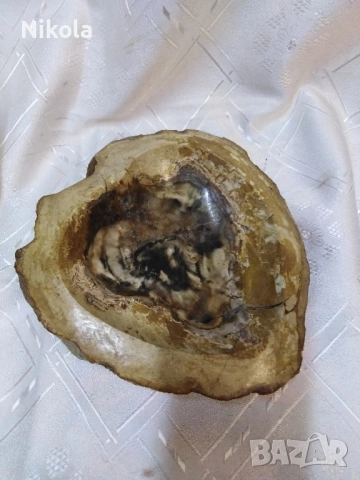 Масивен съд купа пепелник др от вкаменено дърво на живо цветовете са уникално красиви тежи 2 кг, снимка 4 - Антикварни и старинни предмети - 51998772