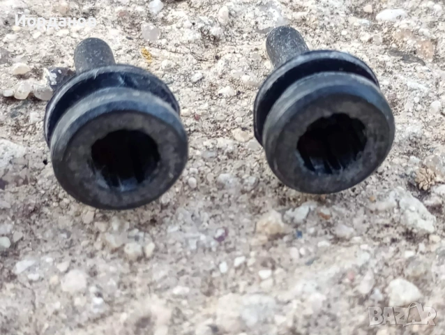 Гумени тампони за решетките на Sharp GF-767, снимка 4 - Радиокасетофони, транзистори - 53830803