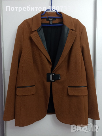 Дамско сако Badoo.Размер 56