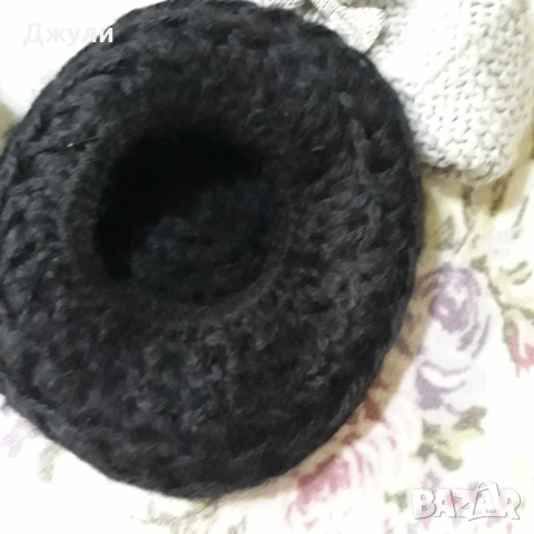Черна плетена Шапка, снимка 3 - Шапки - 53057064