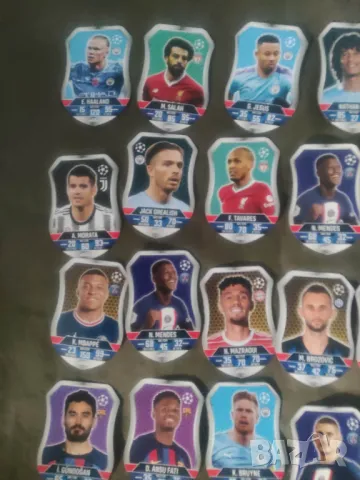 Продавам карти на футболисти, снимка 7 - Колекции - 47415777