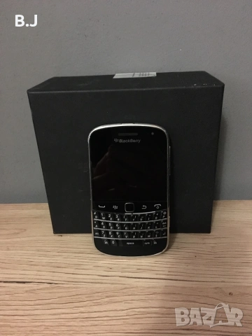 blackberry bold 9900
