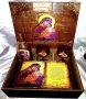 Подарък за кръстници- Старинна книга с икона(снимка) и поздрав, снимка 1 - Подаръци за кръщене - 32426051