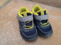 Детски обувки Quechua, размер 24, снимка 1 - Детски обувки - 44695512