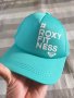 roxy fitness cap - страхотна шапка КАТО НОВА, снимка 1 - Шапки - 41670194